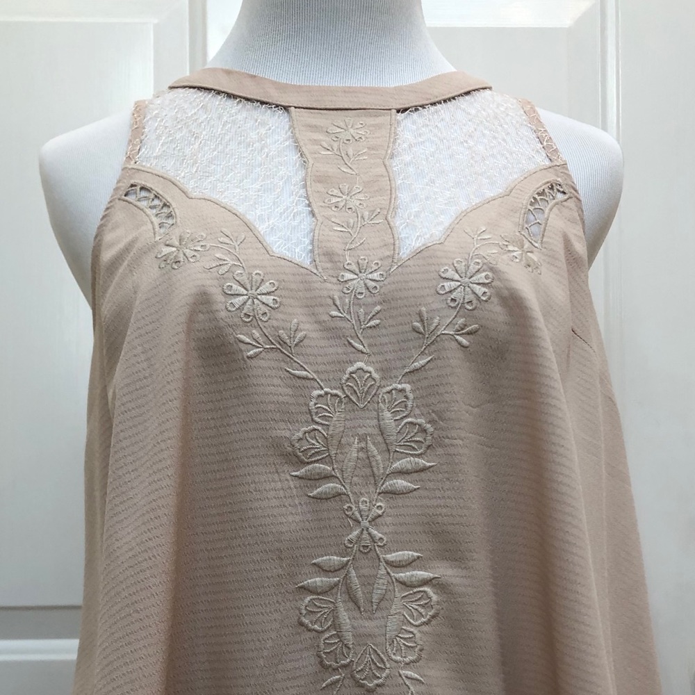 ASTR top size small